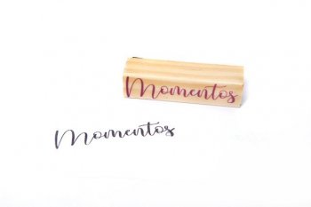 Carimbo com a frase Momentos 6x1,5cm